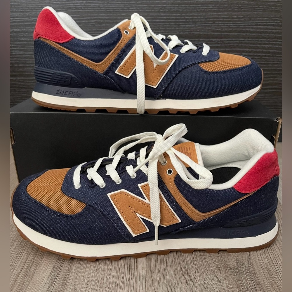 New Balance 574 Denim Sneakers - Men's 10.5 /
Women's 12